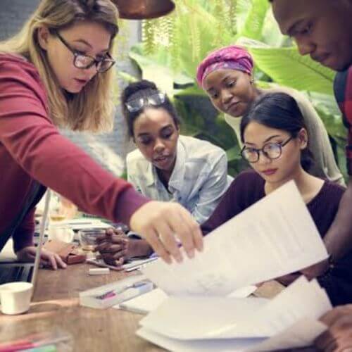 We discover how collective intelligence is rewriting your company's playbook.